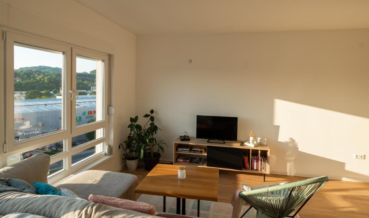 Vesta Apartment Tuzla - Across Bcc Shopping Mall エクステリア 写真