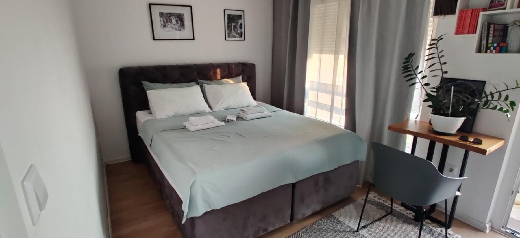 Vesta Apartment Tuzla - Across Bcc Shopping Mall エクステリア 写真